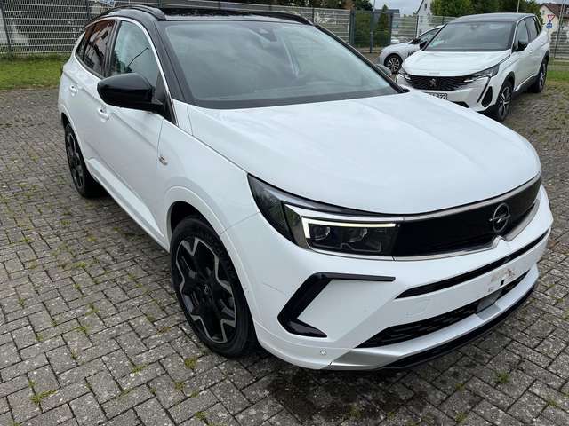 Opel Grandland Ultimate 1.2 + LHZ + SHZ + Navi +