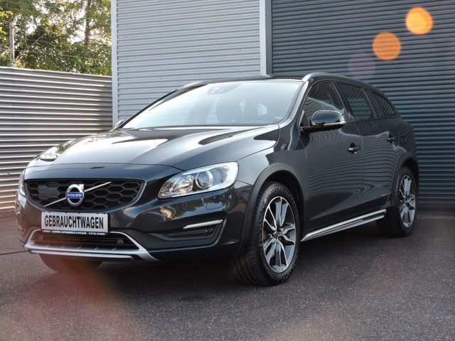Volvo V60 Cross Country Pro AWD Xenium-Paket 1.HD