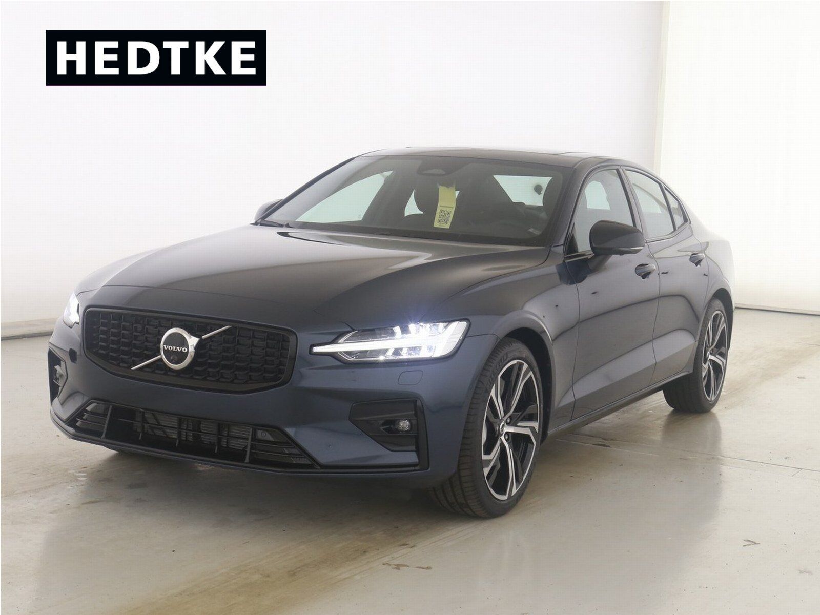 VOLVO S60 B5 Benzin AWD Ultimate Dark 19"+360°-KAMERA