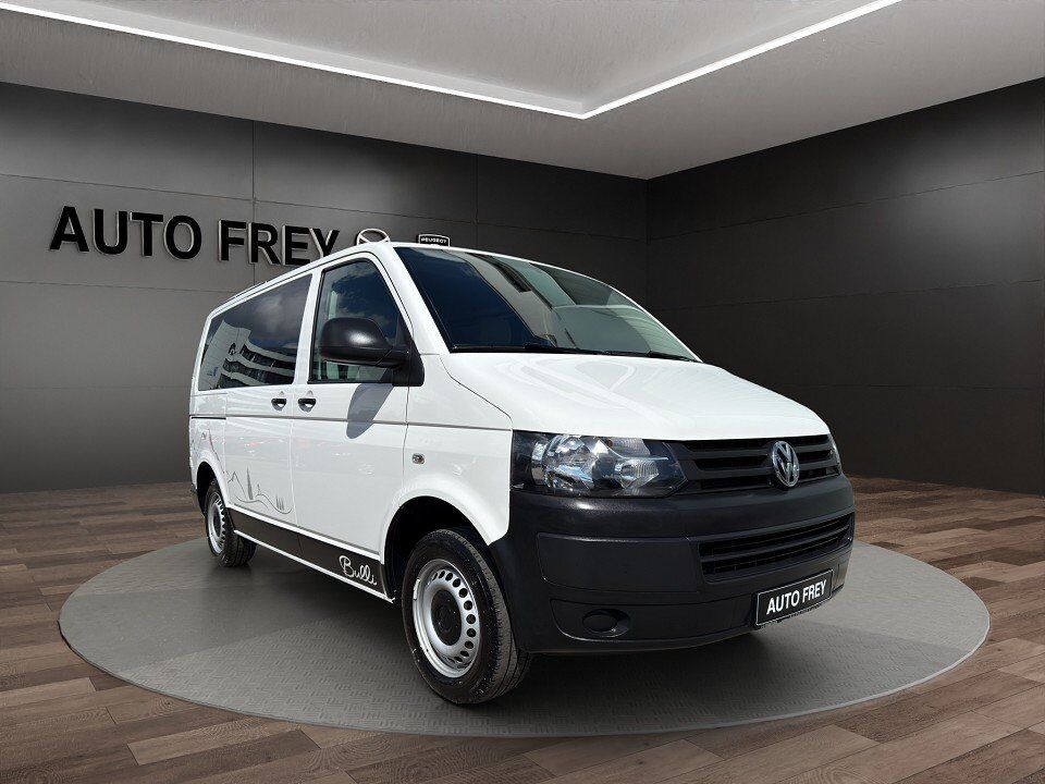 VW T5 140PS Transporter BETTUMBAU+VORZELT+AHK+KLIMA+BULLI+EPH+RADIO+CD+MP3