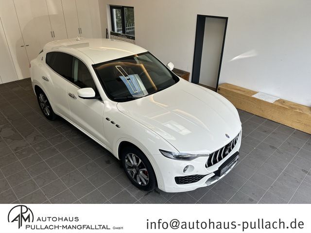 Maserati Levante 3,0 V6 Diesel Chrome-Line Exterieur/Klim