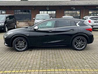 Fahrzeug INFINITI Q30 undefined