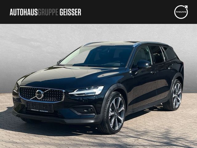 Volvo V60 Cross Country B4 AWD Mild-Hybrid Ultimate
