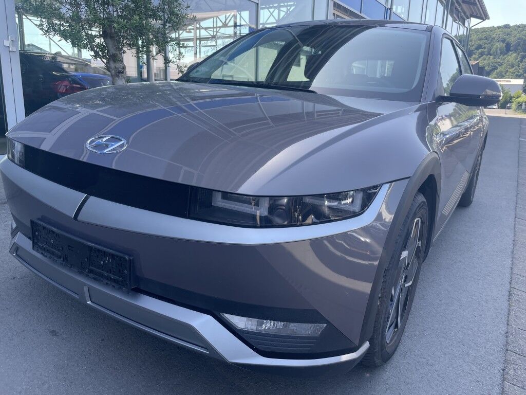 Hyundai Ioniq 5 LED NSCC Navi R.Cam PDC SHZ Wärmepumpe