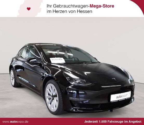 Tesla Model 3 Langstreckenbatt. Allradantrieb