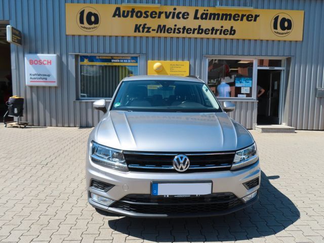 VW Tiguan Comfortline BMT 2.0 T-FSi AHK LED NAVI