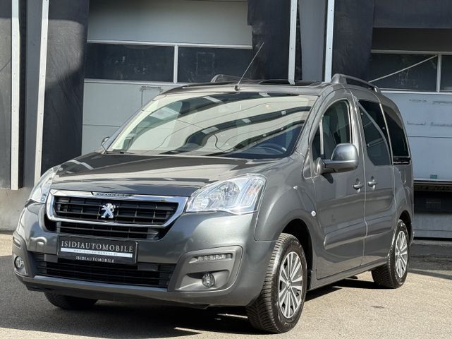 Peugeot Partner Tepee Panorama Sitzheizung Tempomat AHK