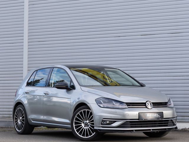 VW Golf VII 1.5TSI Highline*VIRTUAL*RFK*NAVI*SHZ*