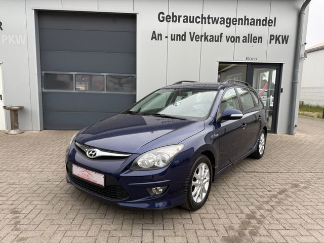 Hyundai i30 CW 1.4 Classic*1HAND*8FACH Bereift
