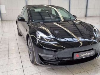 Fahrzeug TESLA Model 3 undefined