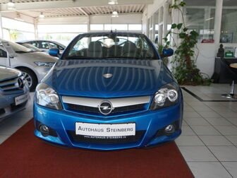 Fahrzeug OPEL Tigra undefined
