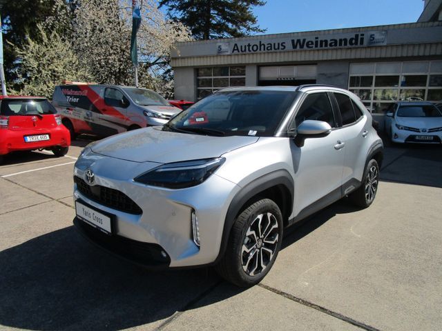 Toyota Yaris Cross Hybrid 1,5L Team Deutschland SP.WP.