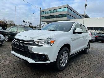 Fahrzeug MITSUBISHI ASX undefined