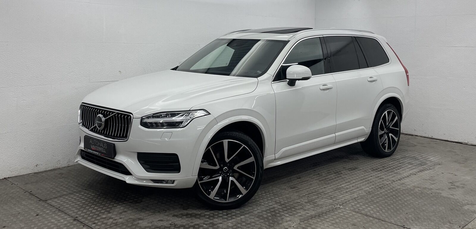 VOLVO XC90 B5 AWD 7SITZ+PANO+AHK+STANDH+H/K+360+