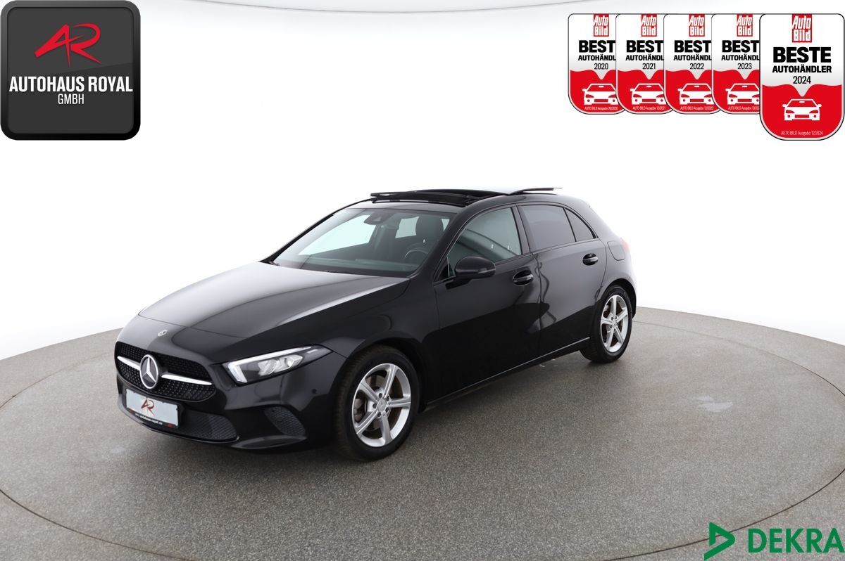 MERCEDES-BENZ A 220 4M NIGHTPAKET KAMERA,PANO,CARPLAY,AMBIENTE