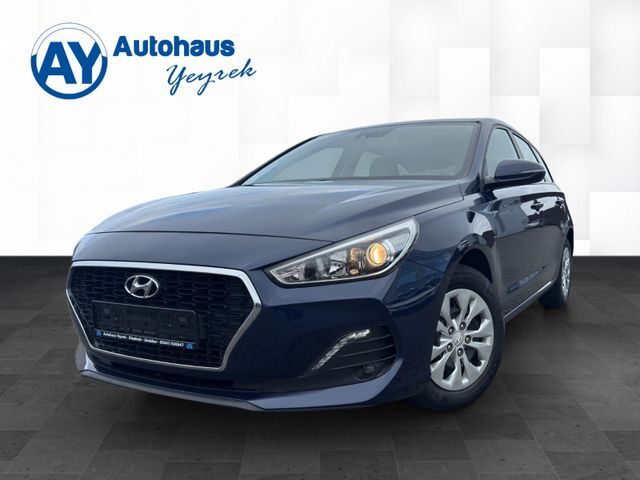 Hyundai i30 cw YES! *NAV*SHZ*CAM*Spur*PDC*Tempomat*