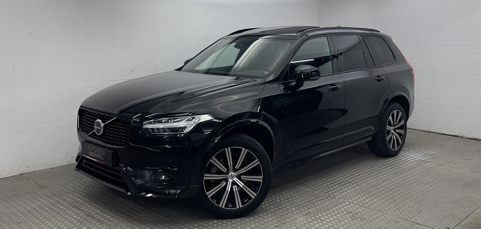 VOLVO XC90 B5 D AWD Plus Dark 7SITZ+PANO+AHK+360+H&K+