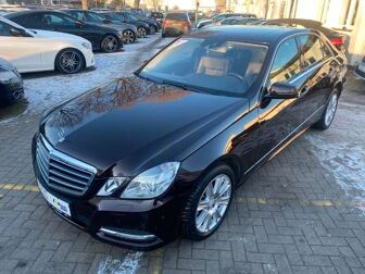 Fahrzeug MERCEDES-BENZ R KLASSE undefined