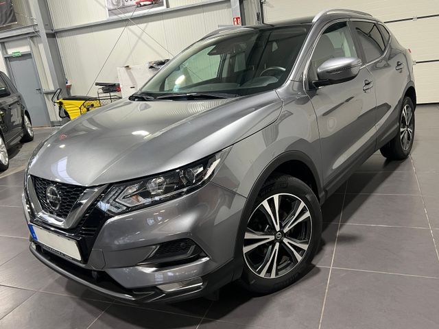 Nissan Qashqai 1.3 **Navi*Kamera*SHZ*PDC*Temp**