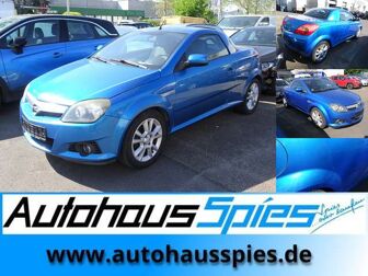 Fahrzeug OPEL Tigra undefined