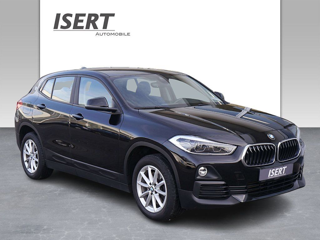 BMW X2 xDrive20d A. +AHK+PANODACH+NAVI+SHZ+LED+PDC