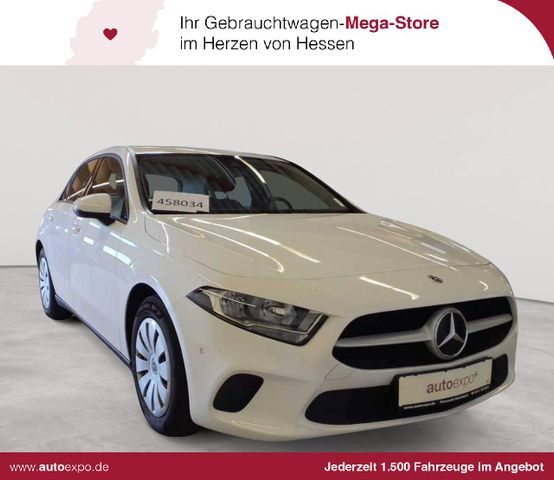 Mercedes-Benz A 180 d 7G-DCT Navi