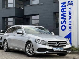 Fahrzeug MERCEDES-BENZ AVANTGARDE undefined
