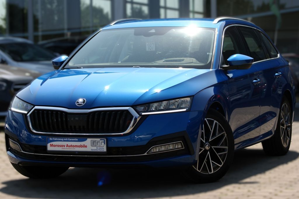 SKODA Octavia Combi 1.5 TSI e-TEC DSG Style