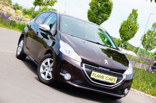 Peugeot 208 Style 1.2 PureTech*KLIMA*TEMPOMAT*PDC*LED