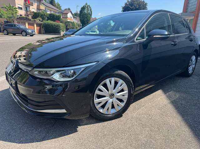 VW Golf Active ACC R KAMERA VOLLVIRTUELL LENKRADHEI
