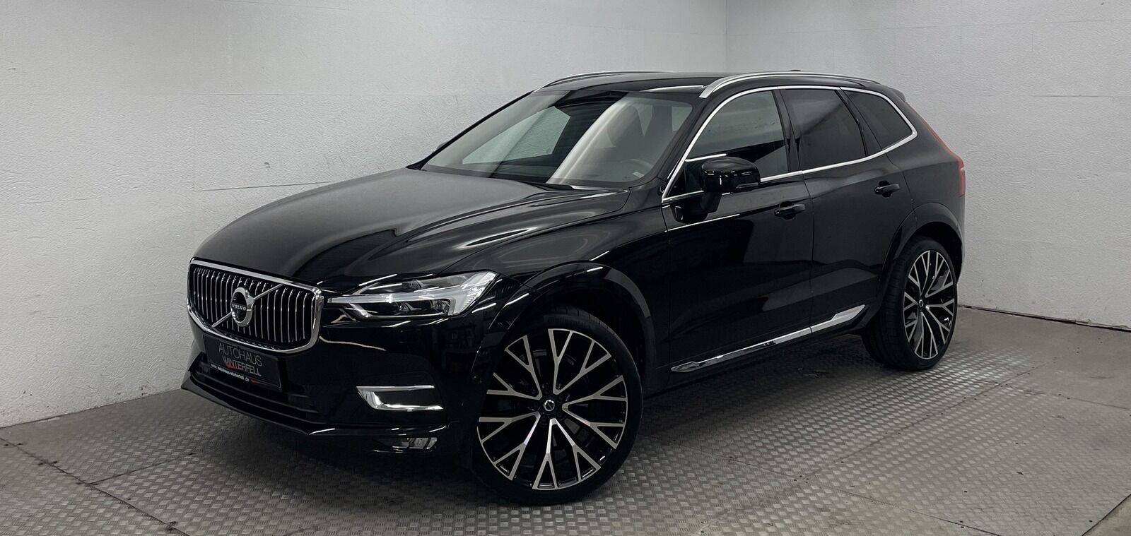 VOLVO XC60 D5 AWD INSCRIPTION 360+HUD+22Z+MASSAGE+MEMO