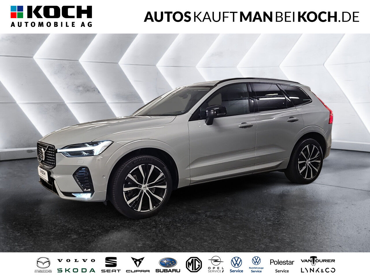 VOLVO XC60 B4 Ultimate Dark ACC BLIS PANO LUFT 360 HUD