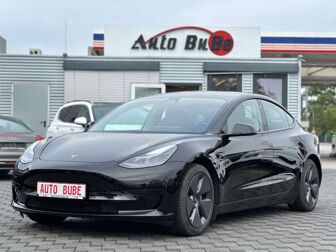 Fahrzeug TESLA Model 3 undefined