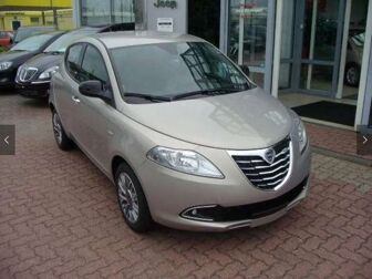 Fahrzeug LANCIA Ypsilon undefined