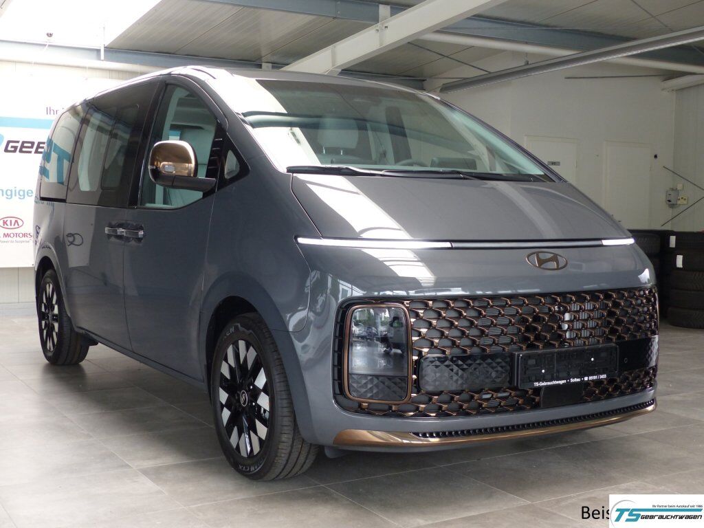 Hyundai Staria 1.6 T-GDi HEV 7Sitz+Leder+ACC+360Cam+Pano