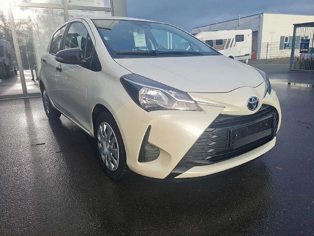 Toyota Yaris 1.5VVTI 110 Comfort+ISOFIX+Regsensor+Klima