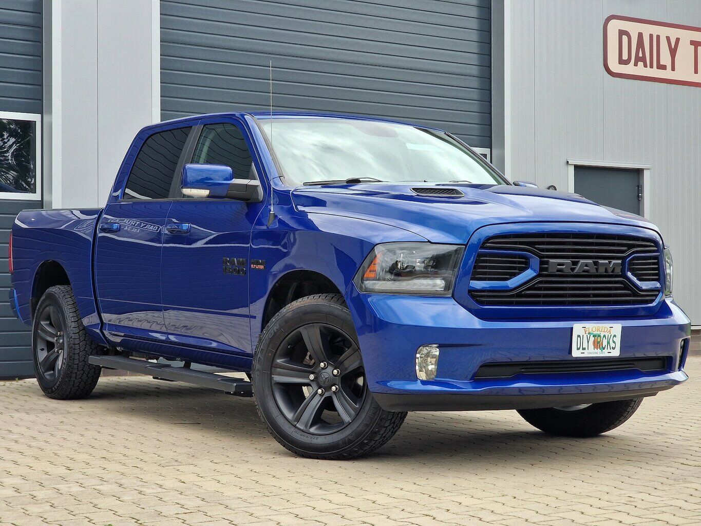 Dodge RAM 1500 5.7 4x4 Sport Kamera Navi AHK Teilleder