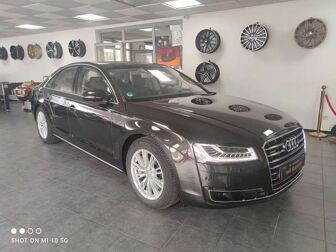Fahrzeug AUDI A8 undefined