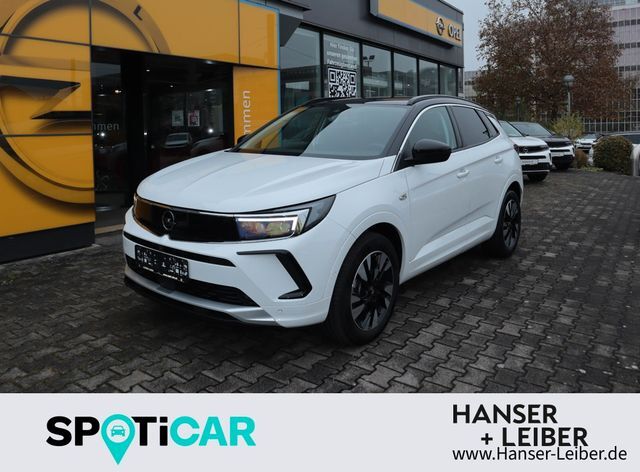 Opel Grandland 1.2T AT8 Elegance Navi + IntelliLux