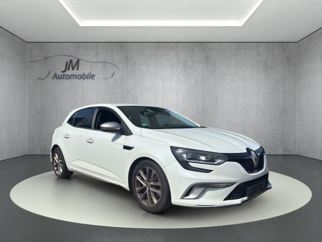 Renault Megane IV GT Kamera HuD Bose LED