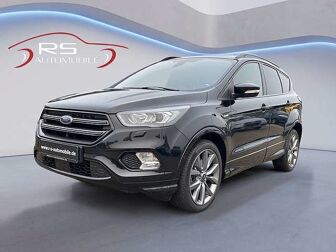 Fahrzeug FORD Kuga undefined