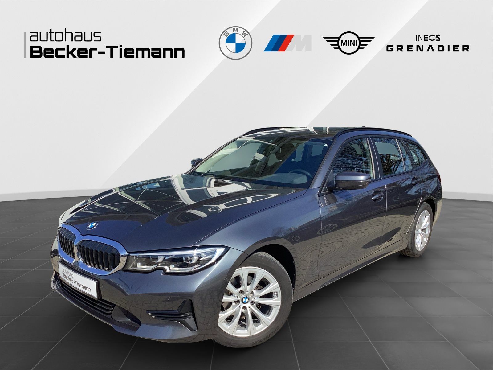 BMW 318d Touring 17 / AHK / HiFi / Pano / DrivAss /