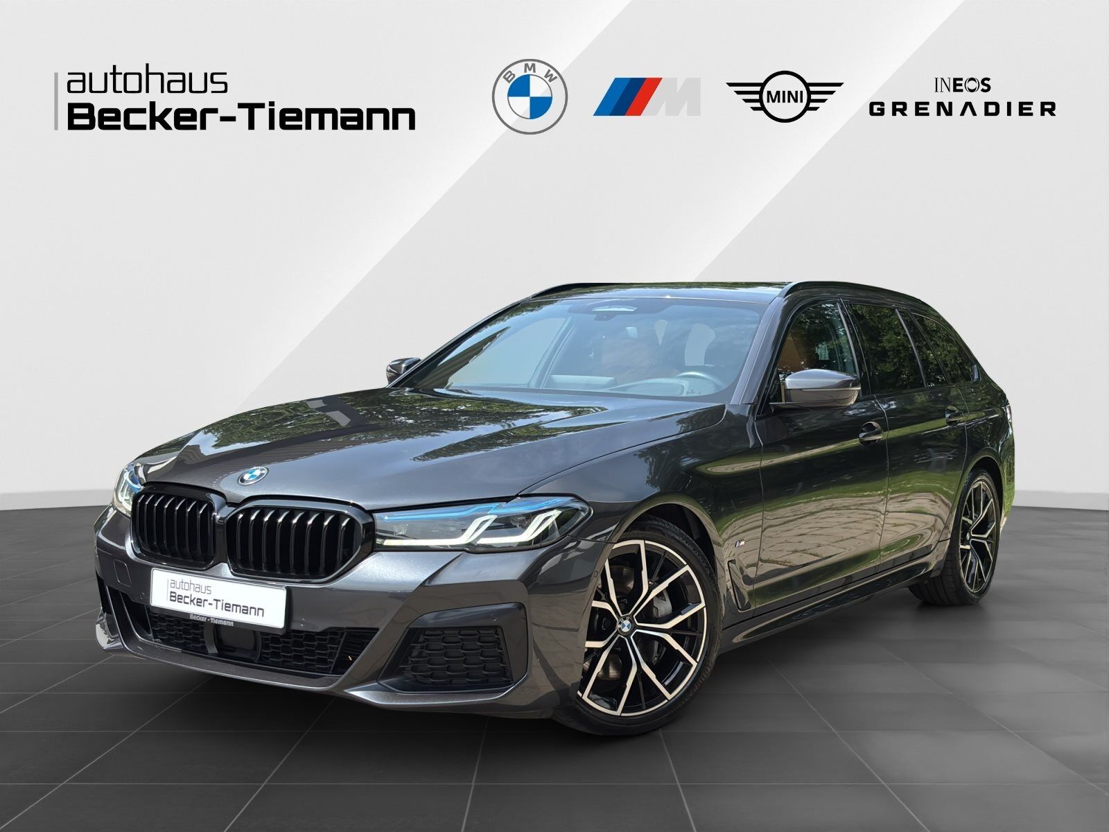BMW 530d xDrive Touring M Sport | AHK | Pano.Dach |