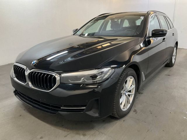 BMW 520 d xDrive Tour*HeadUP*LED*GARANTIE*Mildhybrid