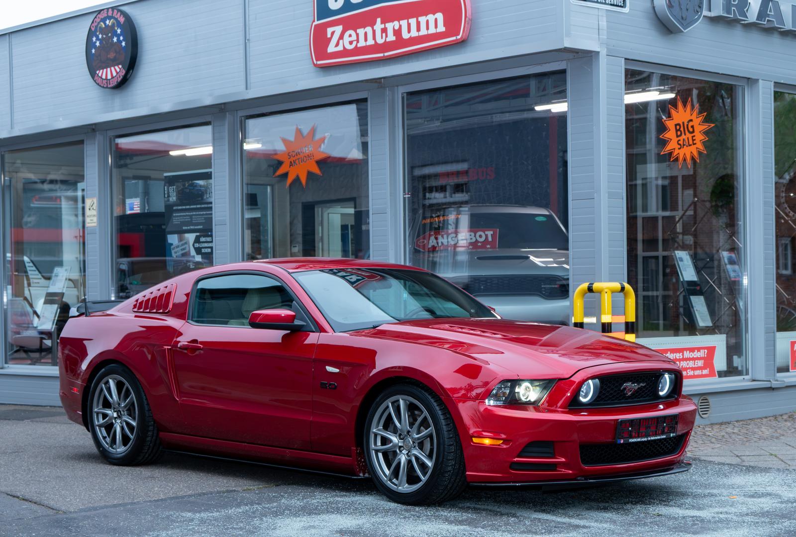 Ford Mustang GT 5,0l,Tempomat,LPG