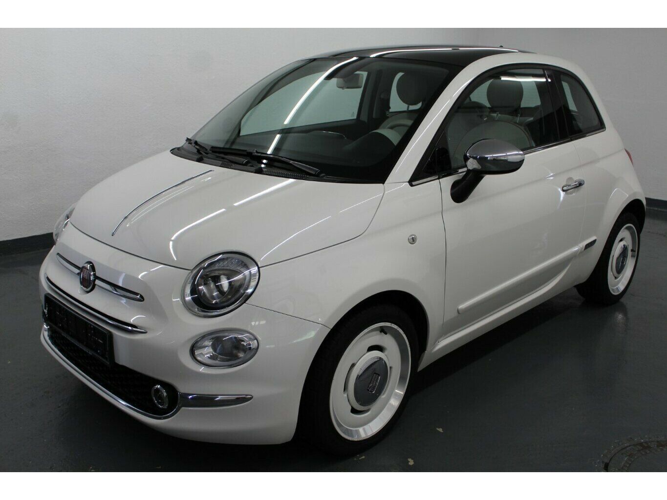 FIAT 500 Anniversario 105 Klimaauto+Panorama+Apple+PDC+16J!