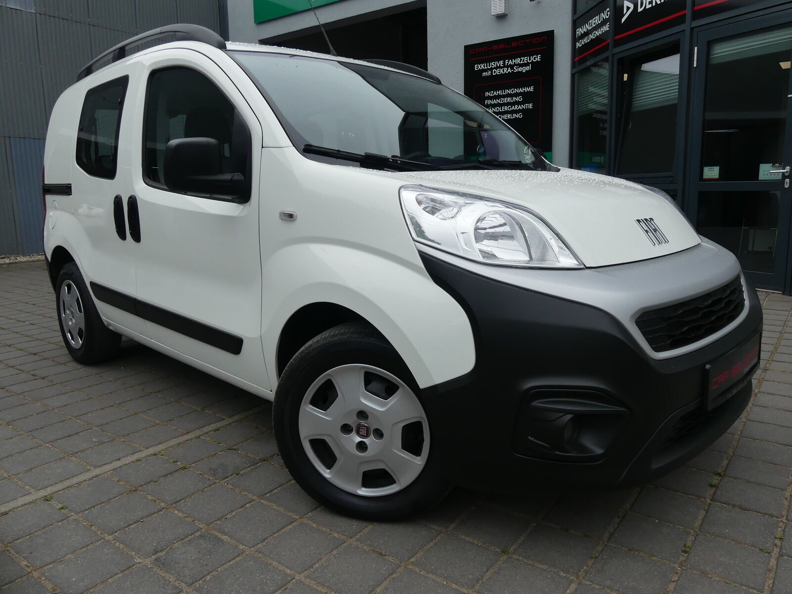 Fiat Fiorino SX Kombi KLIMA/PDC/SHZ/DAB