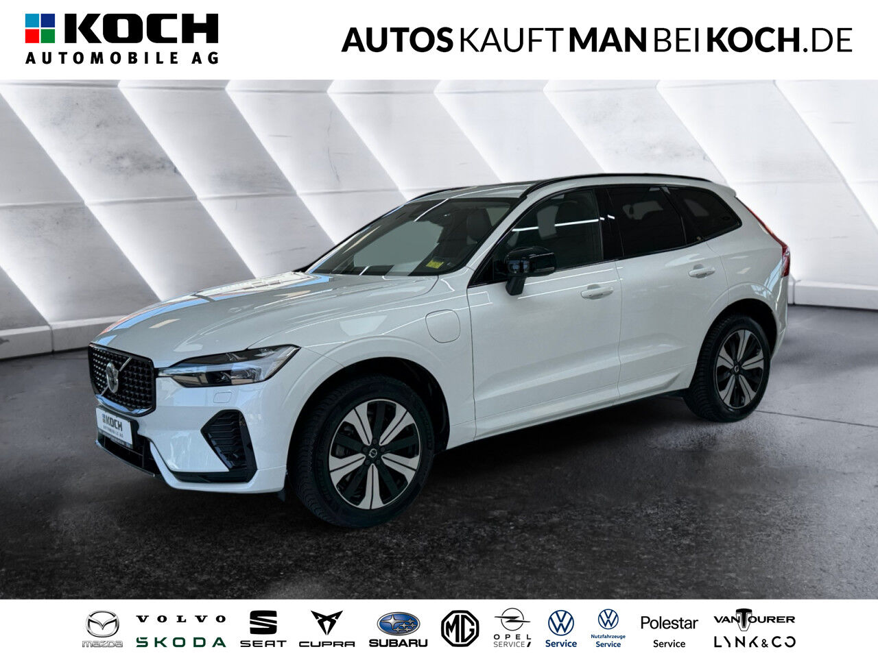 VOLVO XC60 T6 Plug-In AWD Plus Dark BLIS ACC H/K Allrad