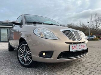 Fahrzeug LANCIA Ypsilon undefined