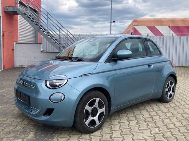 Fiat 500 Passion 42kWh/Kamera/Totwinkelassist./Sitzhe